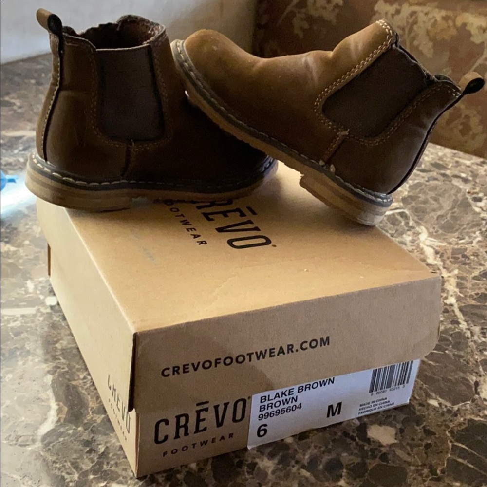 Size 6 Crevo boots